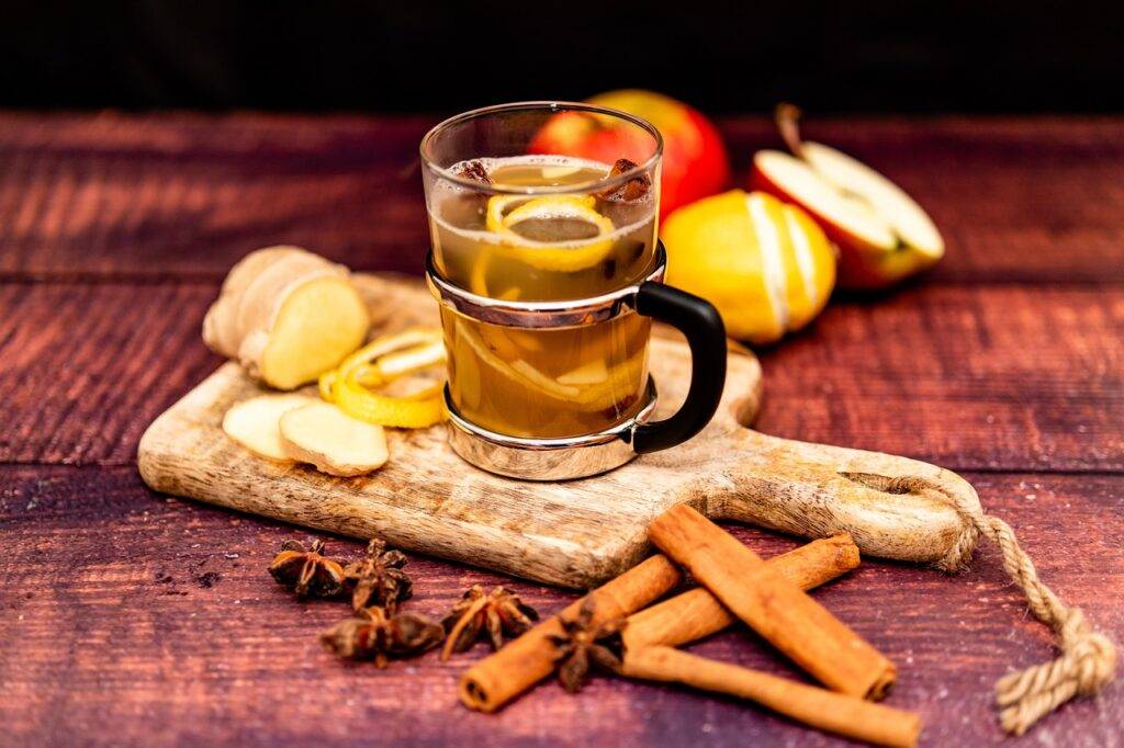 allperfecthealth: cinnamon-tea-and-sticks