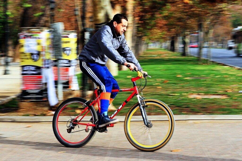 allperfecthealth: Man-riding-his-bike-in-the-park